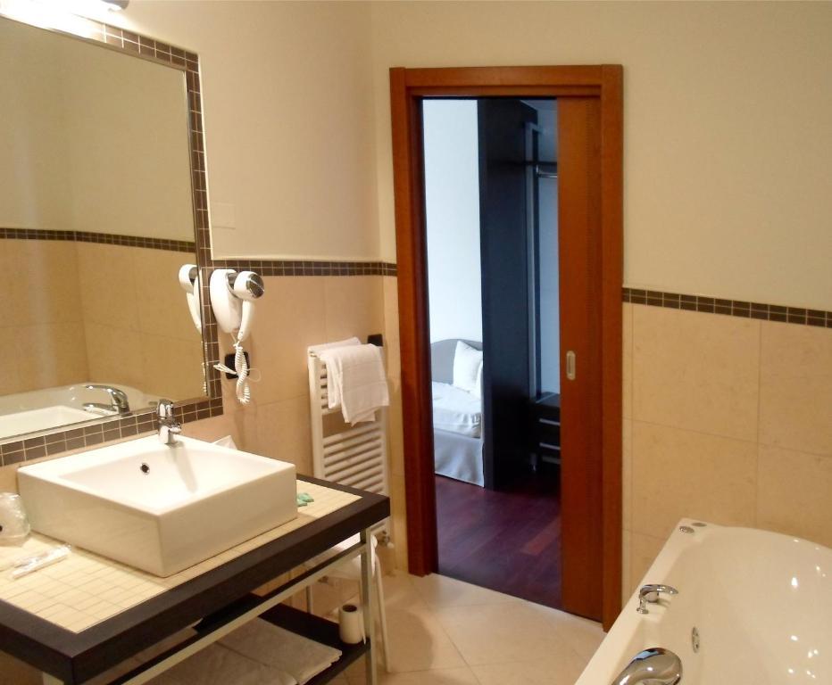 Hotel Le Macine Vittorio Veneto Oda fotoğraf